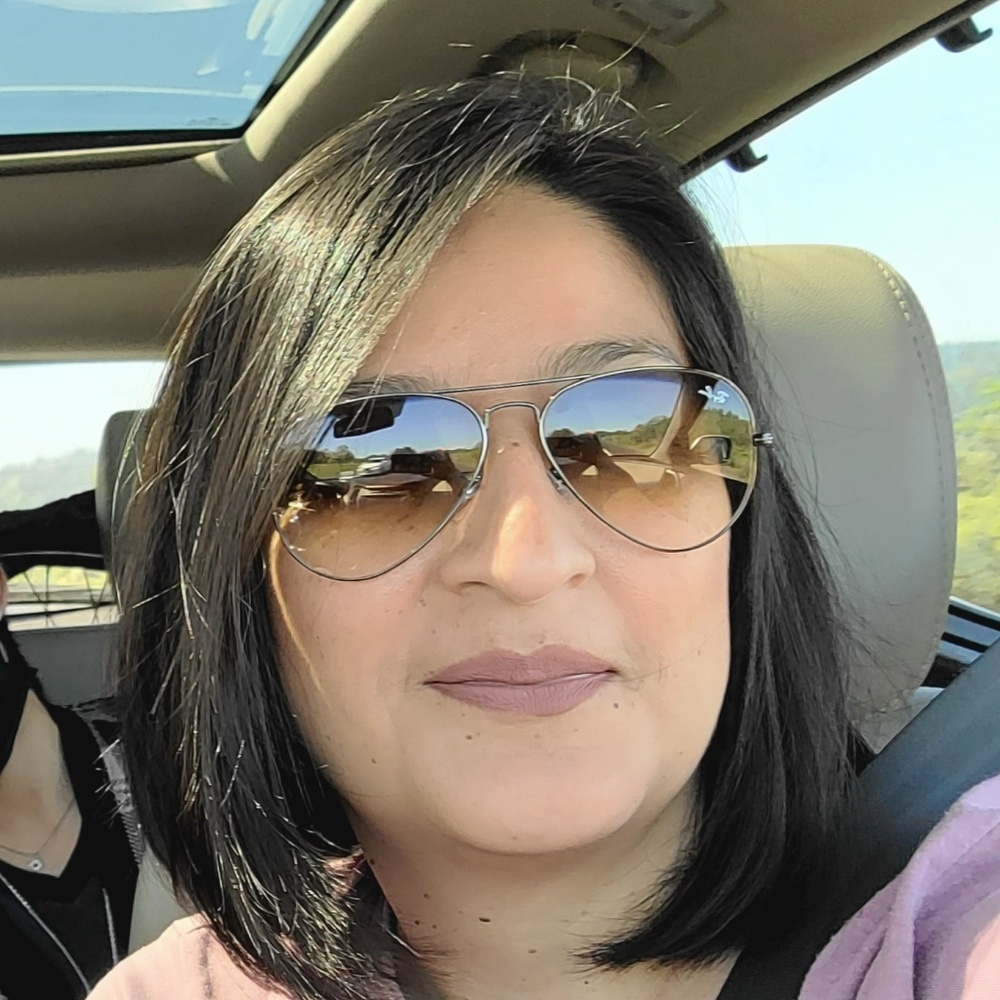 Meet your Posher, Luz